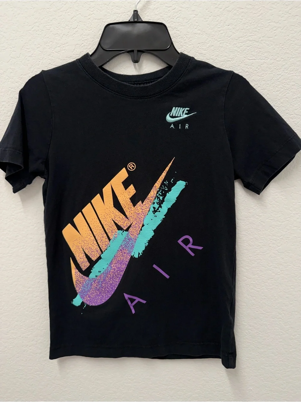 Nike Kids Boys Air Swoosh Graphic Tee Shirt Black Size Small